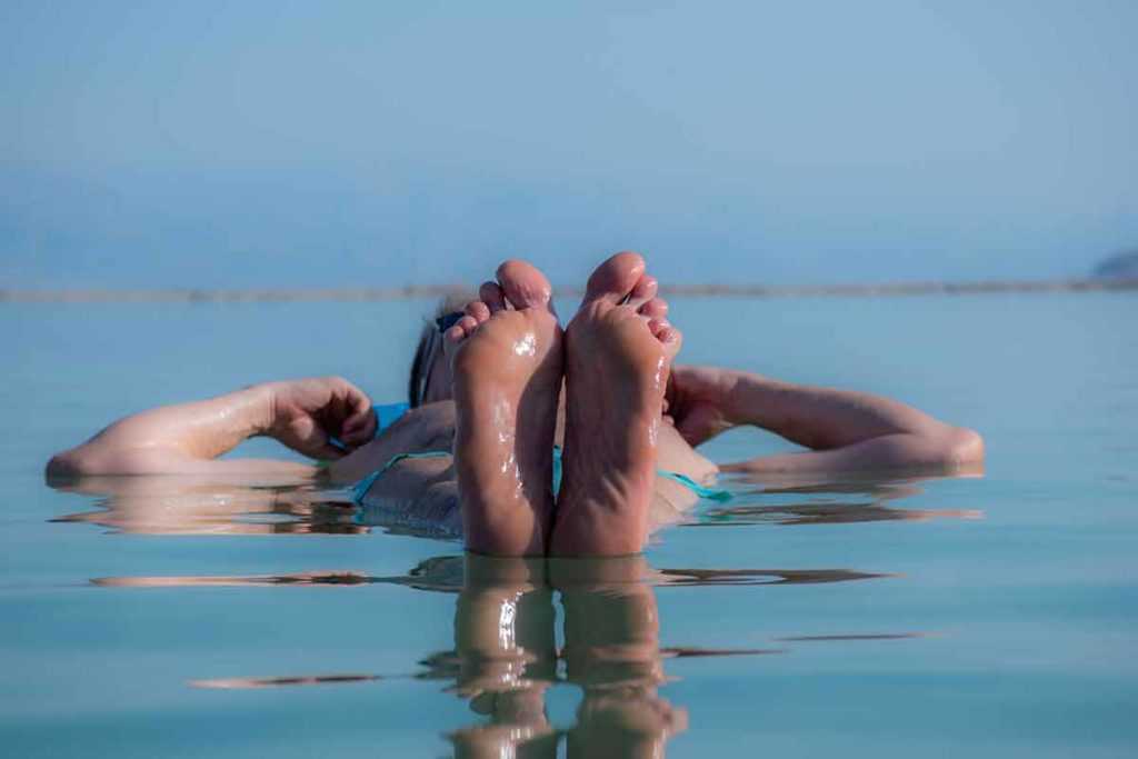 Floating Tank Beauty Wellness